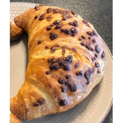 Croissant fourré au...